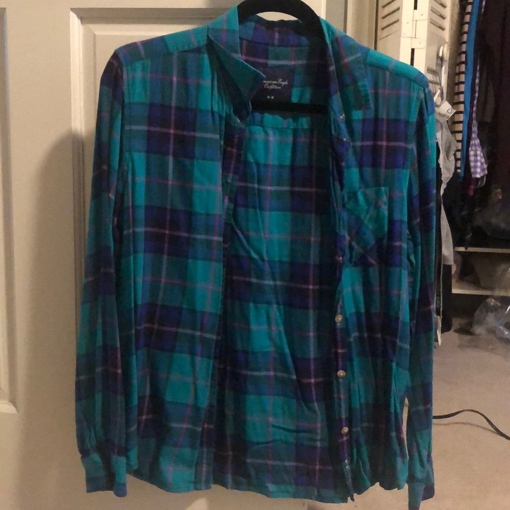 American Eagle top
